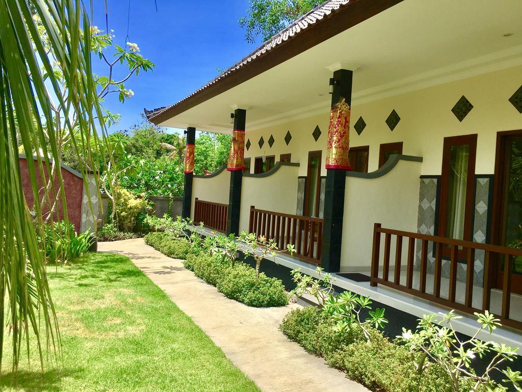 Nusa Garden Homestay Нуса-Лембонган Экстерьер фото