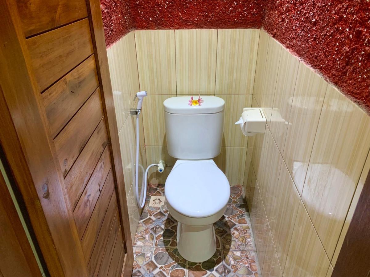 Nusa Garden Homestay Нуса-Лембонган Экстерьер фото